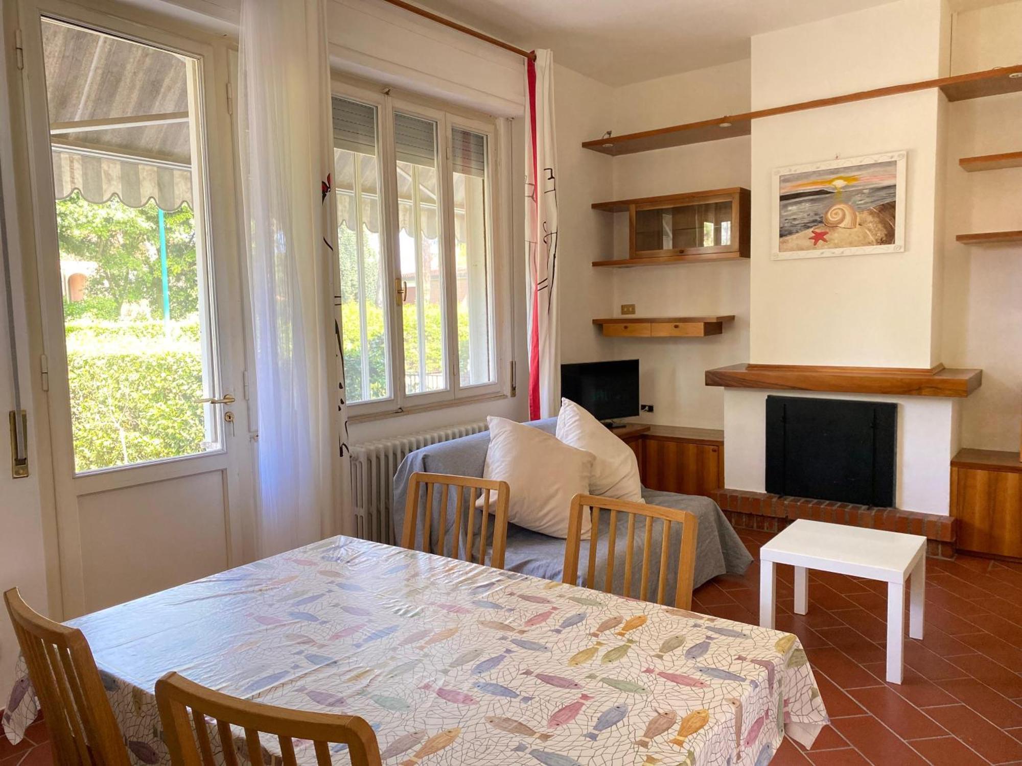 Pineta Apartament Tirrenia Exterior photo