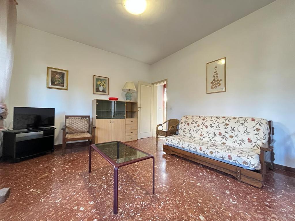 Pineta Apartament Tirrenia Exterior photo